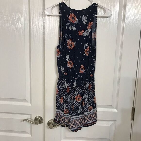 💚 B1 Abercombie &Fitch blue flowered romper - Picture 5 of 5